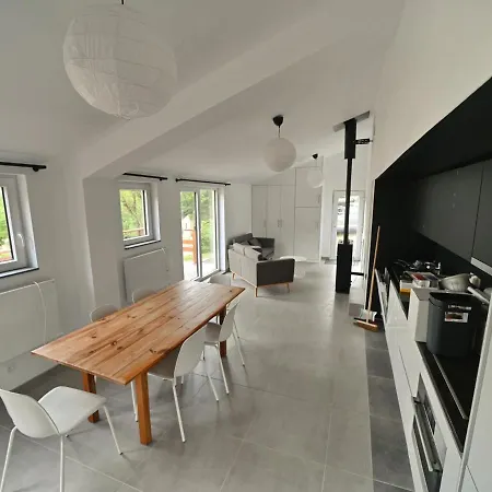 Comfortable Bungalow Completely Renovated Near Rabais *